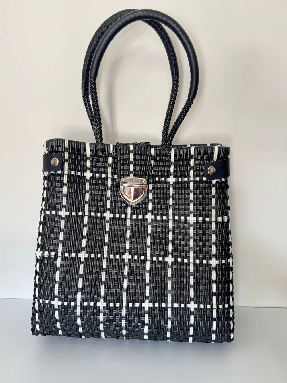 Handmade Mexican Black & White Woven Plastic Large Tote Bag with Top Handle-New